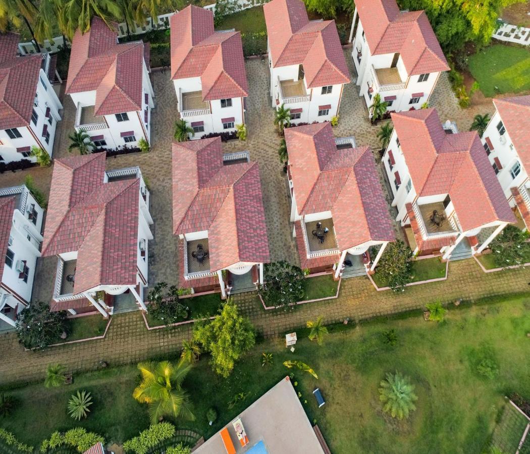 Span Suites & Villa Морджим Екстериор снимка
