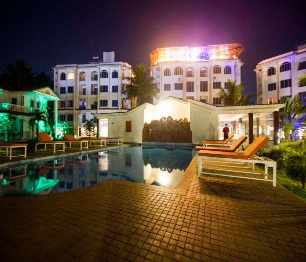 Span Suites & Villa Морджим Екстериор снимка